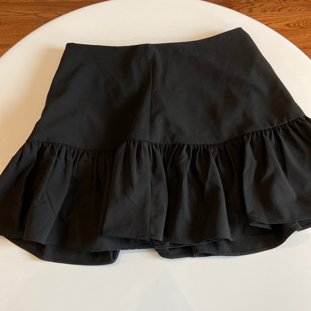DO+BE fluffed Skirt Mini